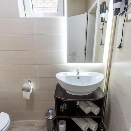 فندق Garni President De Luxe كراغوييفاك