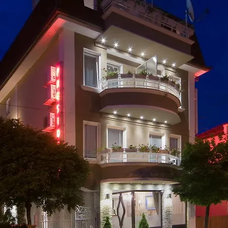 Hotel Garni President De Luxe