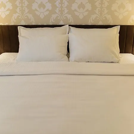 Garni President De Luxe מלון קרגיובאק