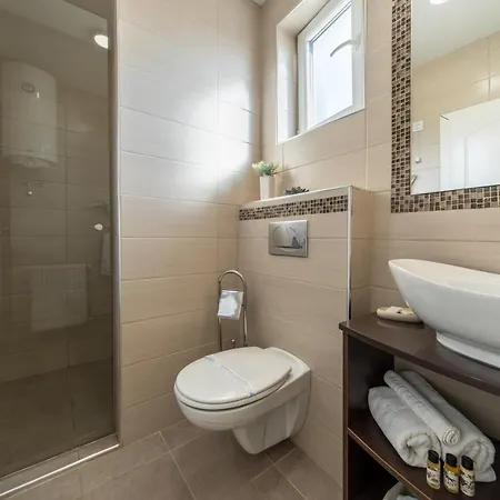 Garni President De Luxe 2* Kragujevac